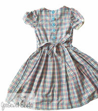 Load image into Gallery viewer, Age 6-7 smocked dress
